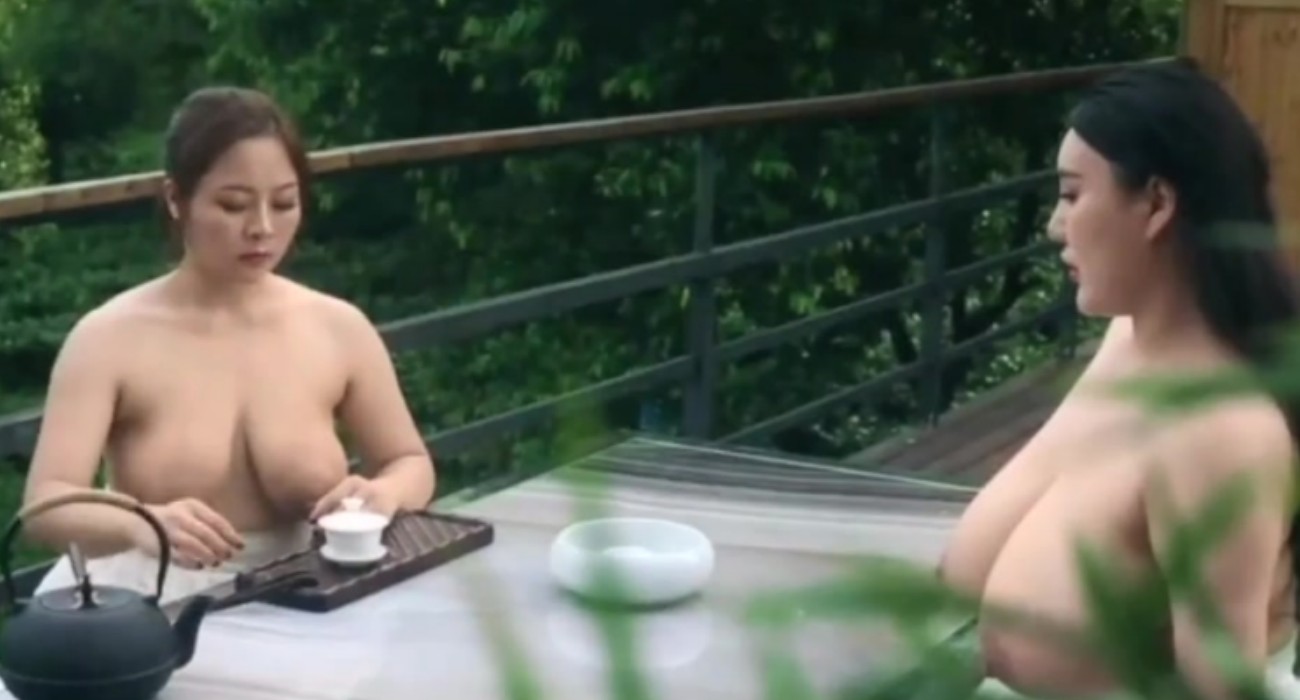 经典巨乳艺术巨作 乳茶 两对会喷奶的极品大白兔让我对艺术硬了 晕奶慎入