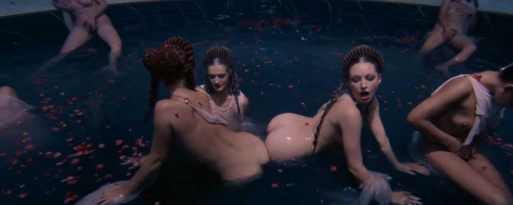 欧美经典三级电影卡利古拉 完美诠释古罗马权贵淫乱历史  近亲相奸上演极致情色戏码 