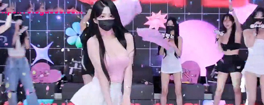 韩国脱衣舞女团Jinricp首次亮相   10名热辣舞者轮流坐罚球椅 疯狂比拼巨乳晃动视觉盛宴震撼眼球